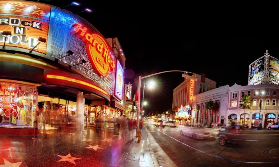 Los Angeles: Meal at the Hard Rock Cafe Hollywood - Acoustic Rock vs Electric Rock: 2 courses or 3 courses