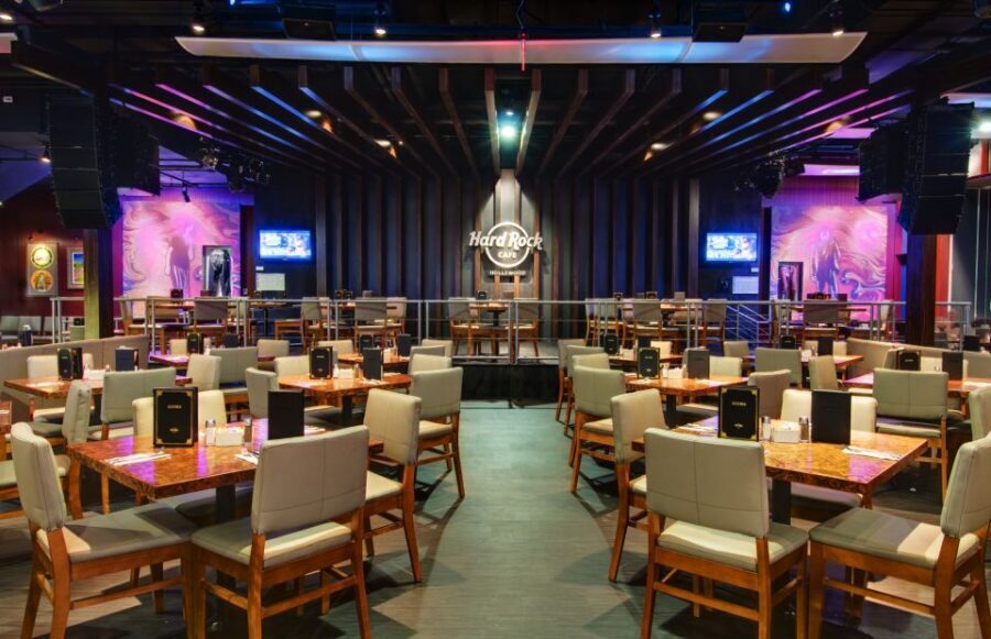 Los Angeles: Meal at the Hard Rock Cafe Hollywood - Rock Shop time: use your dinner to buy a memory