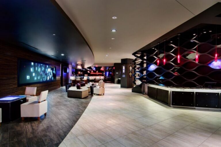 Los Angeles: Meal at the Hard Rock Cafe Hollywood - What your 90 minutes feels like in practice