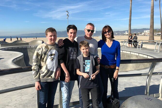 Los Angeles : Private Custom Tour with A Guide (Car Option) - Food, shopping, and ticketed attractions without the wasted steps