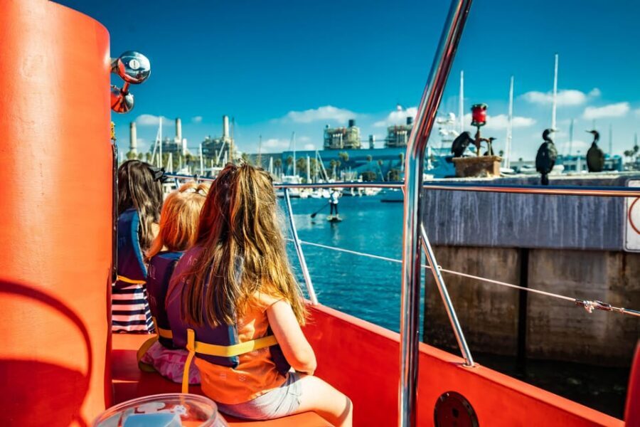 Los Angeles: Redondo Beach Glass Bottom Boat Cruise - Real-life captain energy: what Captain Jale seems to do well