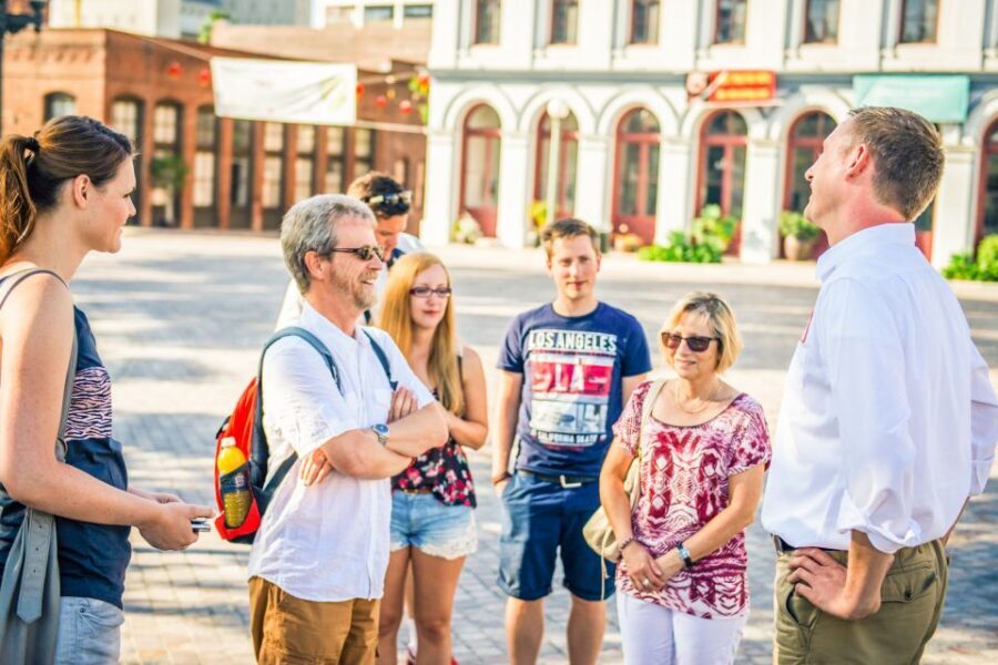 Los Angeles: Small Group Sightseeing Tour - Hotel Pickup and the 8-Hour Rhythm