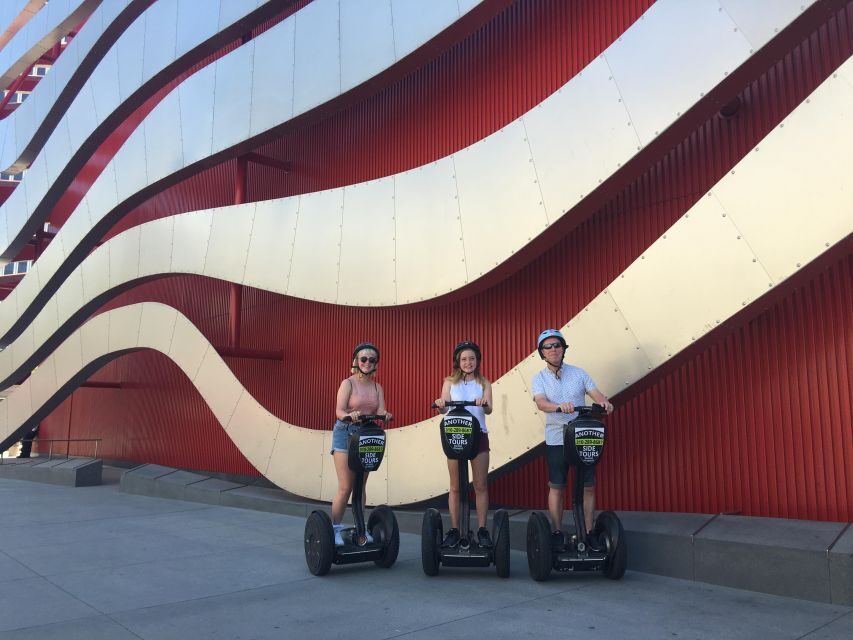 Los Angeles: The Wilshire Boulevard Segway Tour - Beverly Hilton and the Golden Globes connection you can’t miss