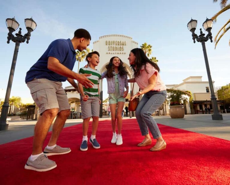 Los Angeles: Universal Studios & Hollywood Bus Tour - Hollywood Stops on the Route: Walk of Fame to Rodeo Drive