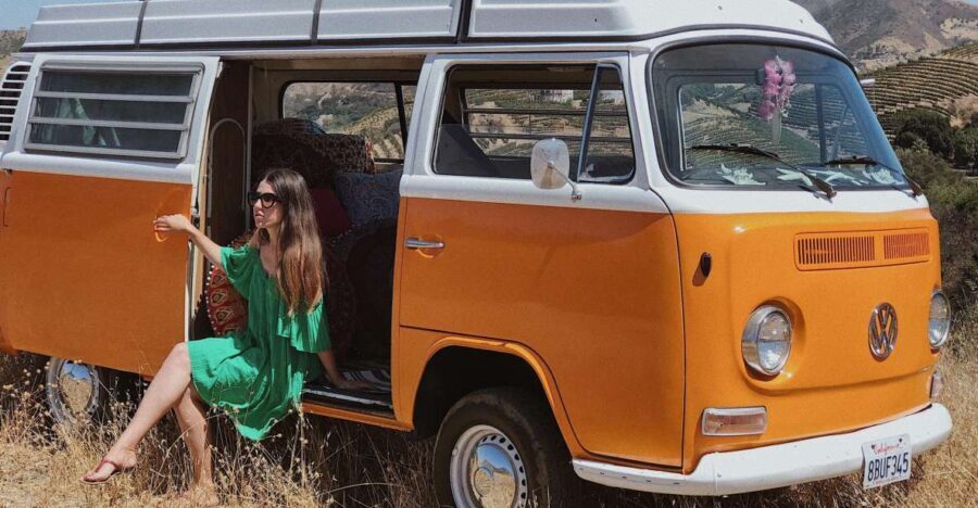 Malibu: Vintage VW Sightseeing Tour and Wine Tasting - Entering the vibe: the 1972 VW van experience