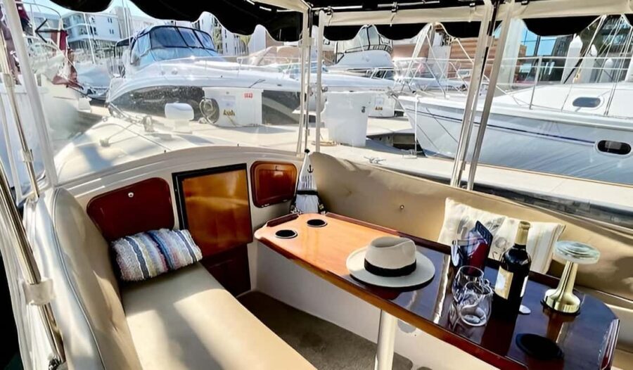 Marina Del Rey: A Romantic Boat Cruise with Sushi & Wine - Parking, gratuity, and other budget surprises