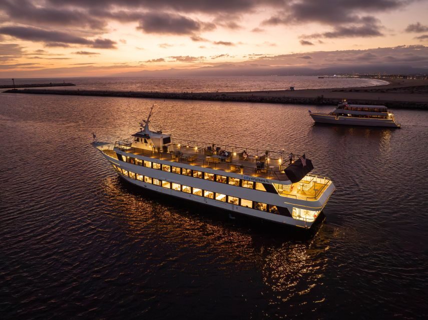 Marina Del Rey: Christmas Eve Buffet Brunch or Dinner Cruise - The Cruise Timeline: How the Meal and Entertainment Fit Together