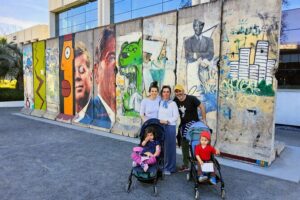 Museum Row Tour: The Fast & The Fossilized on Wilshire Blvd - La Brea Tar Pits: Ice Age fossils explained without the museum maze