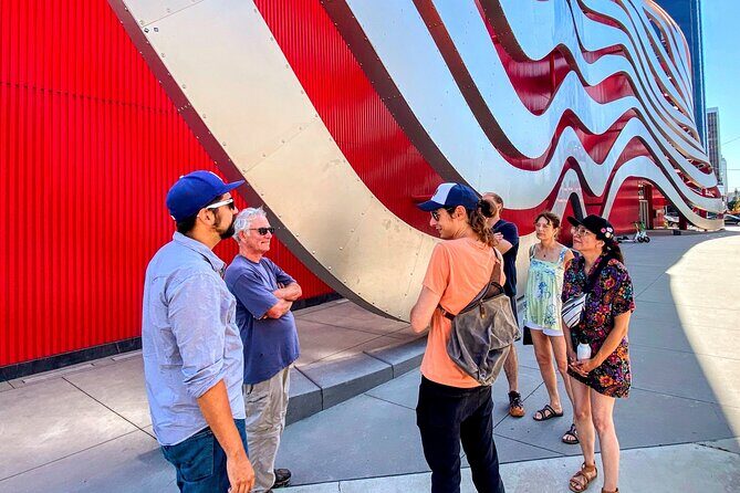 Museum Row Tour: The Fast & The Fossilized on Wilshire Blvd - Guide style and the pace that keeps it fun