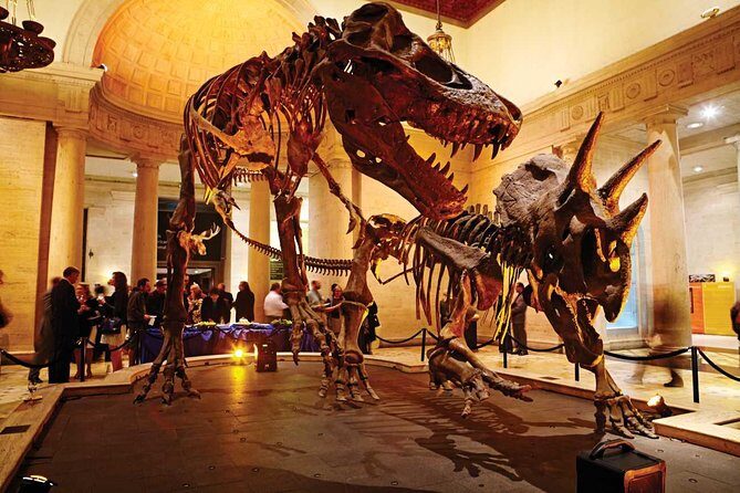 Natural History Museum of Los Angeles County Admission - Evolution across 65 million years: mammoths, whales, and dioramas