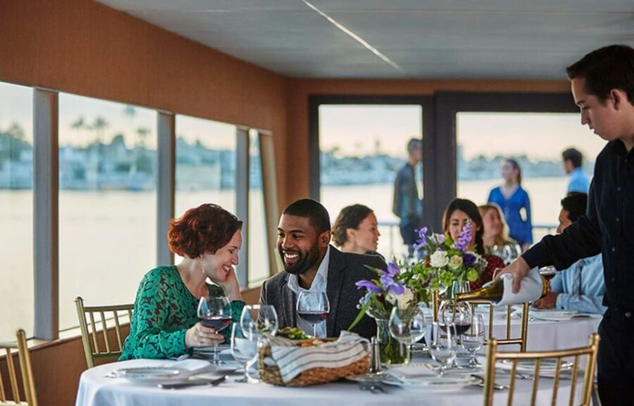 Newport Beach: City Cruises Weekend Dinner Cruise with DJ - Key Highlights Worth Planning For