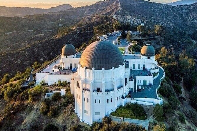 Private Air Tour of Los Angeles - The Hollywood Sign Fly-By: Best Angles and Best Story