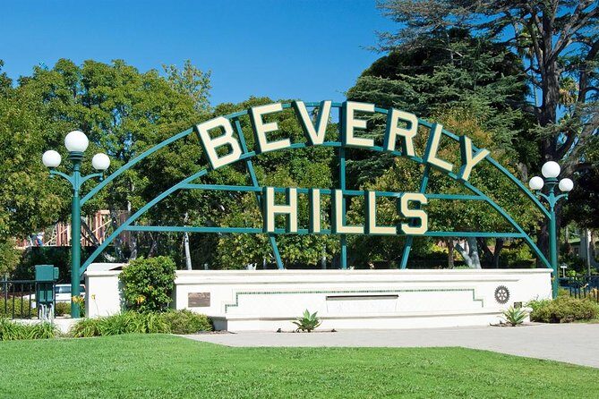 Private City Tour of the Los Angeles Area - Sunset Strip Drive-By: West Hollywood Energy Without the Chaos