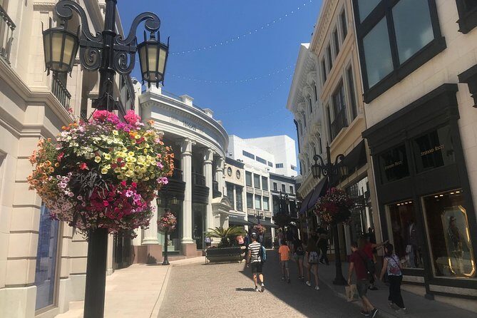 Private Custom 4.5-Hour Tour of Los Angeles in English or German - How the Private Los Angeles SUV Tour Works