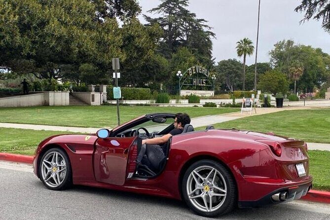 Private Ferrari California T Drive from Hollywood to Sunset Plaza - Up Toward Sunset Plaza: The “Stars and Shopping” Finish