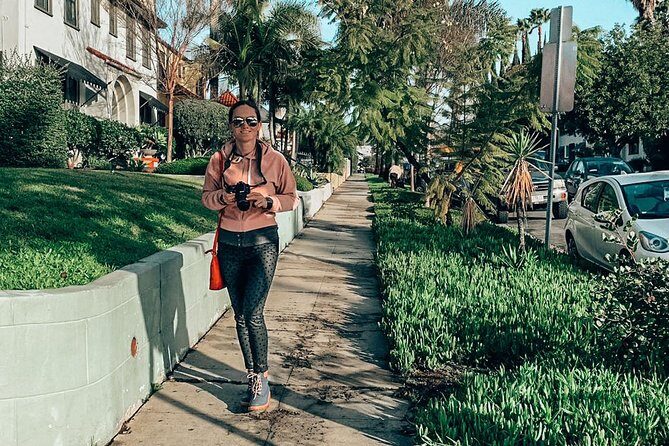 Private Photo Tour of the Best Instagram Spots in Los Angeles - Old Pasadena: brick buildings, vintage charm, and coffee-shop portraits