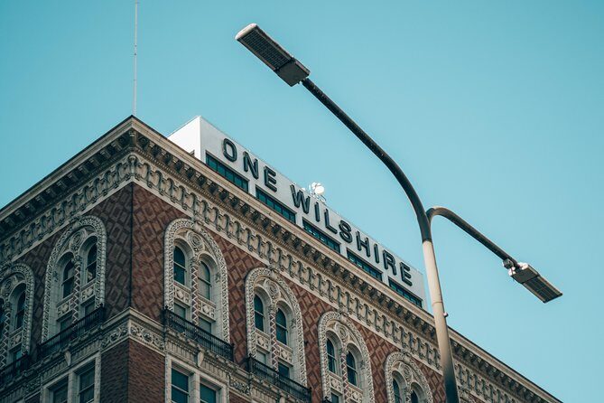 Private Photo Walk in Los Angeles - with Personal Photographer and Color Stylist - Your 2-hour photo walk: how it usually plays out