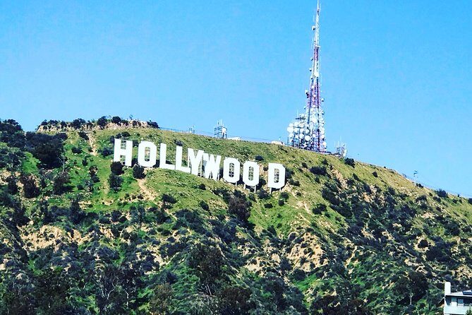 Private Scandals and Ghost Tour of Hollywood and Beverly Hills - Sunset Strip, Beverly Hills corners, and horror-filming locations