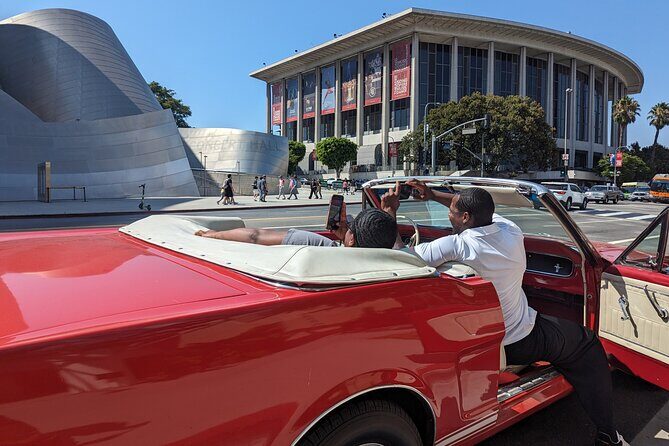 Private Tour Downtown to the Hollywood Sign in a 1965 Mustang - Grand Central Market lunch hour: how to use your time well