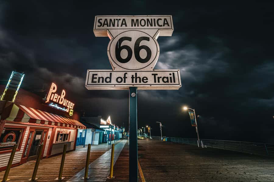 Santa Monica: Ghosts and Phantoms of the Pier Walking Tour - Key highlights worth planning for