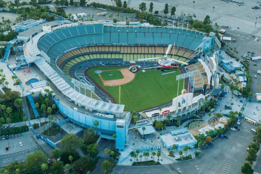 Santa Monica: Hollywood & Beyond Helicopter Tour - Beverly Hills and Bel Air: celebrity neighborhoods, straight overhead