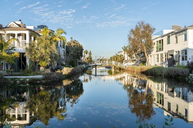 Self-Guided Walking Tour in Los Angeles' Best-Kept Secrets - West Hollywood and Beverly Hills: street time without the pressure