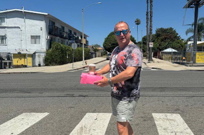 The Movie Guys' L.A. Film Locations Tour - Meeting point and ending where you want: plan your food in advance