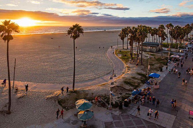 The Ultimate Venice Beach Experience - The private group format and pickup: how your logistics actually improve