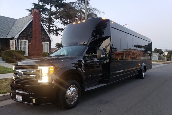 Tour in Sofi Stadium in Party Bus - SoFi Stadium VIP access: tunnel run, locker rooms, press room, and field play