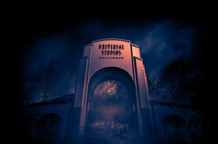 Universal Studios Hollywood: Halloween Horror Nights - How the Night Starts: Getting In and Setting Your Strategy