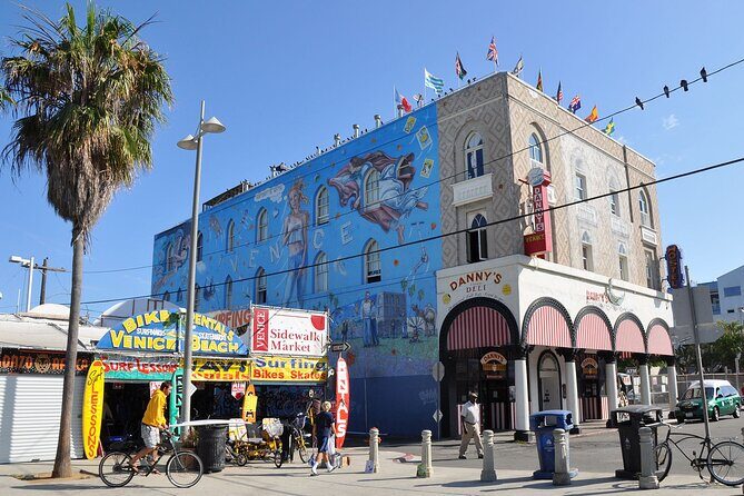 Venice Beach LA Food Tour - Stop 1: The Butcher’s Daughter brunch and its plant-based identity