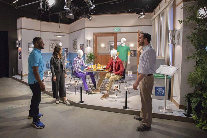 Warner Bros. Studio Tour Hollywood - The Big Bang Theory angle: Sheldon’s spot at Apt 4A